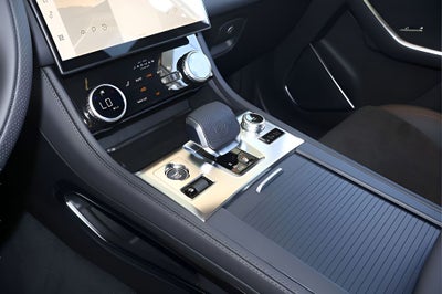 2026 Jaguar F-PACE SVR