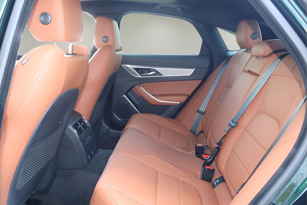 2024 Jaguar XF R-Dynamic SE