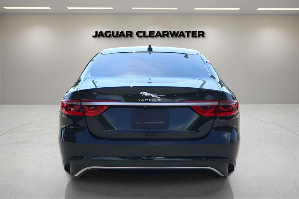 2024 Jaguar XF R-Dynamic SE