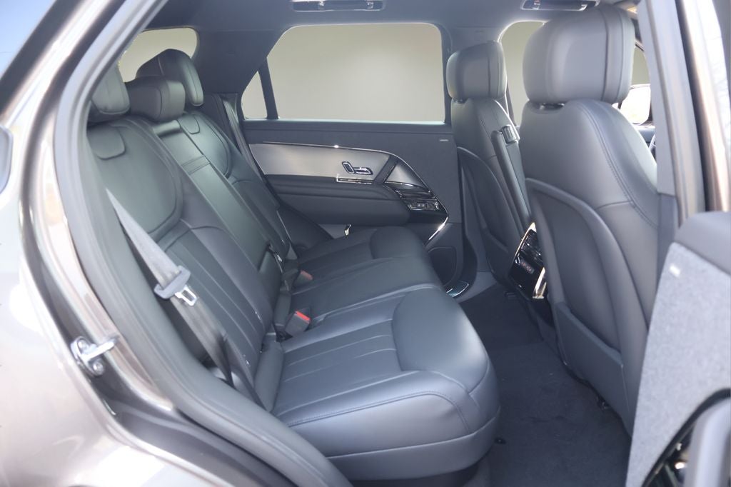 2026 Land Rover Range Rover Sport Plug-in Hybrid Dynamic SE