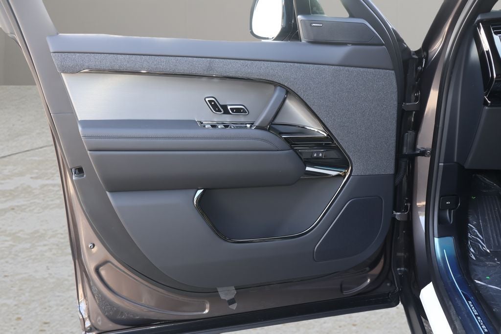 2026 Land Rover Range Rover Sport Plug-in Hybrid Dynamic SE