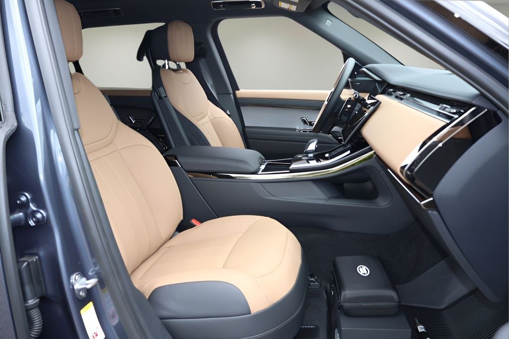 2026 Land Rover Range Rover Sport Plug-in Hybrid Dynamic SE