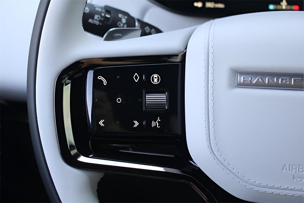 2025 Land Rover Range Rover Sport Dynamic SE