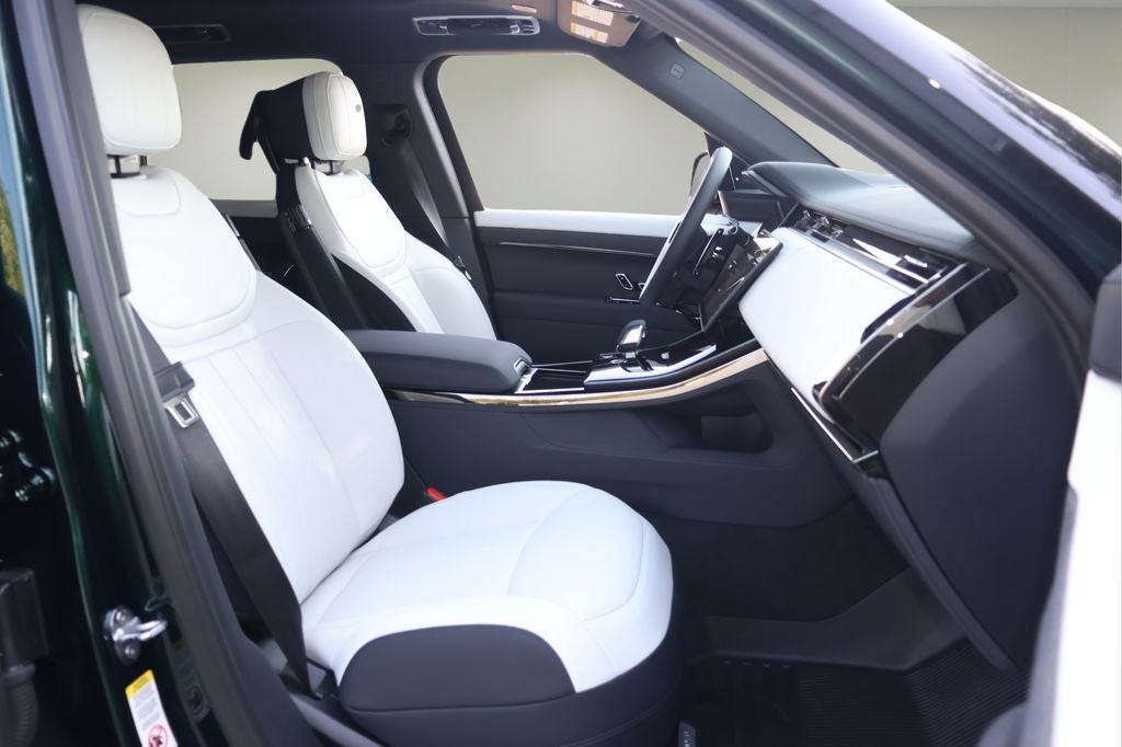 2026 Land Rover Range Rover Sport Dynamic SE