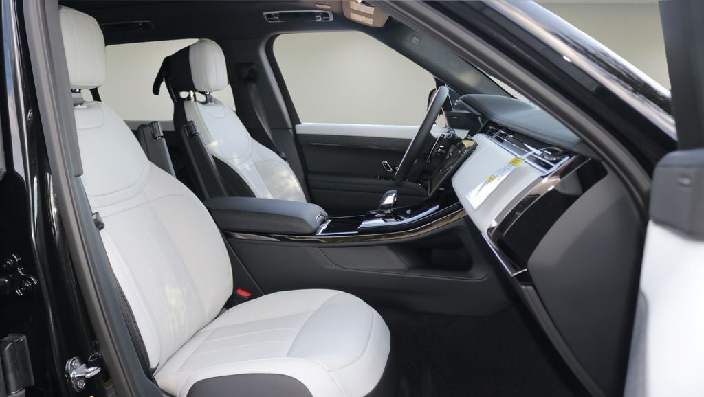 2026 Land Rover Range Rover Sport Dynamic SE