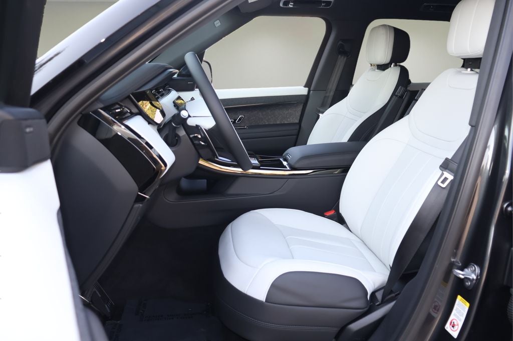 2026 Land Rover Range Rover Sport Dynamic SE
