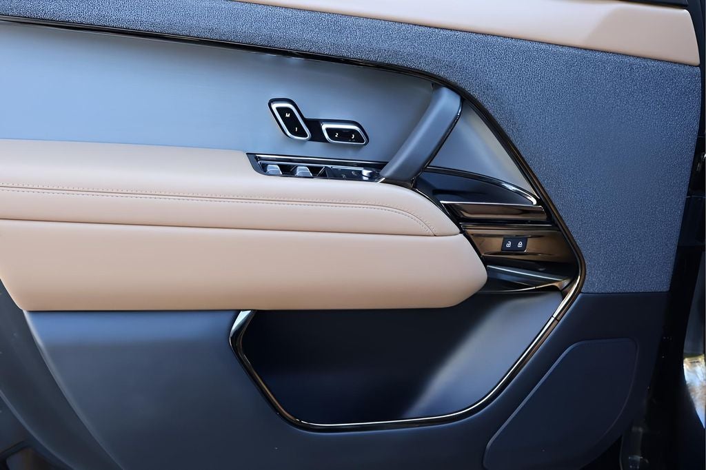 2024 Land Rover Range Rover Sport SE