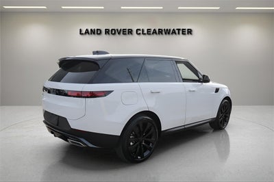 2026 Land Rover Range Rover Sport SE
