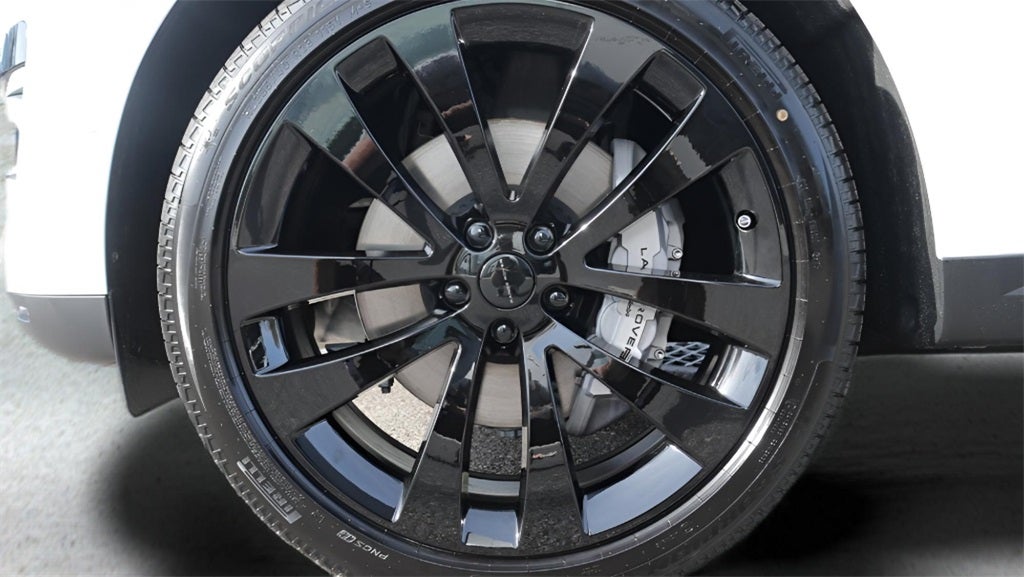 2026 Land Rover Range Rover Sport SE