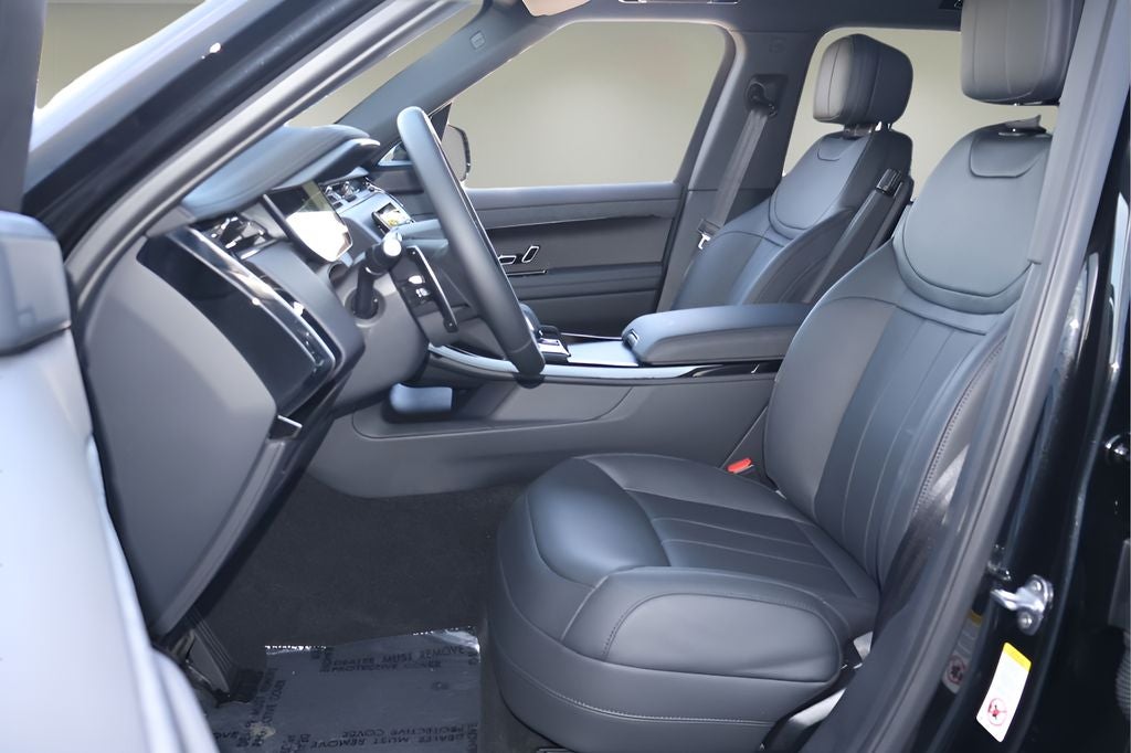 2026 Land Rover Range Rover Sport SE