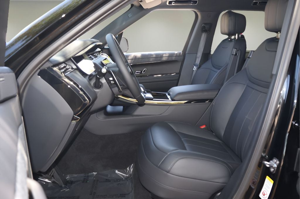 2026 Land Rover Range Rover Sport SE