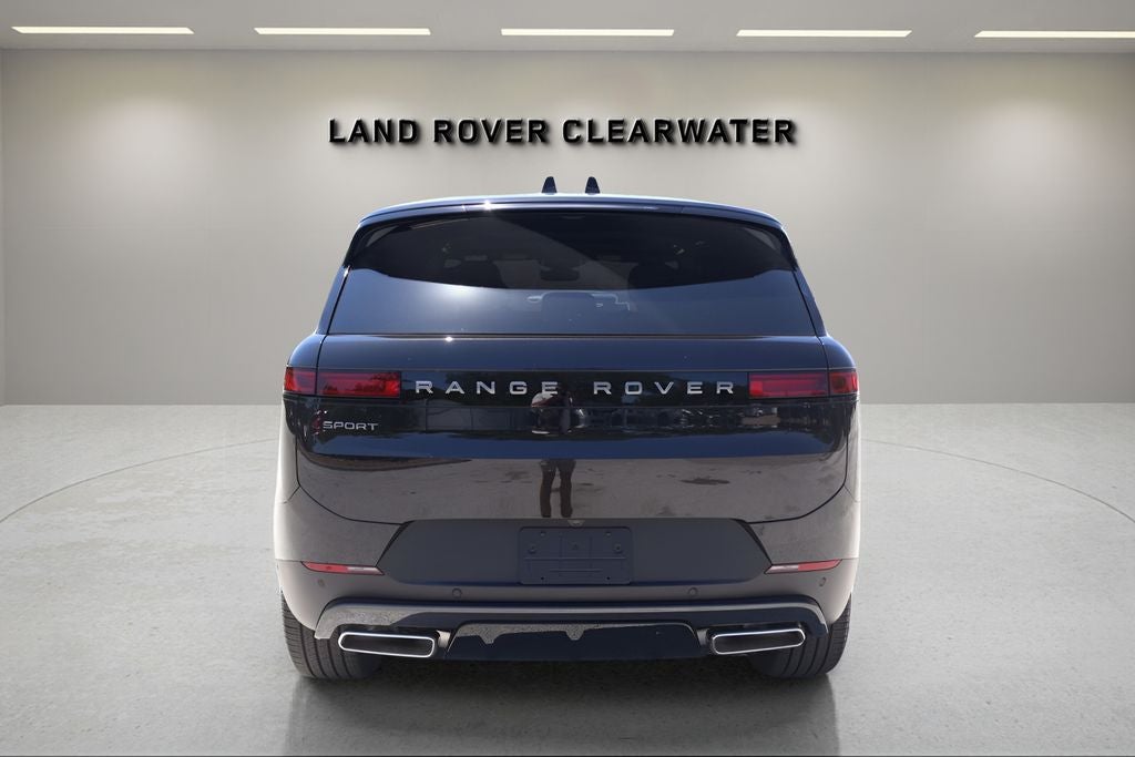 2026 Land Rover Range Rover Sport SE