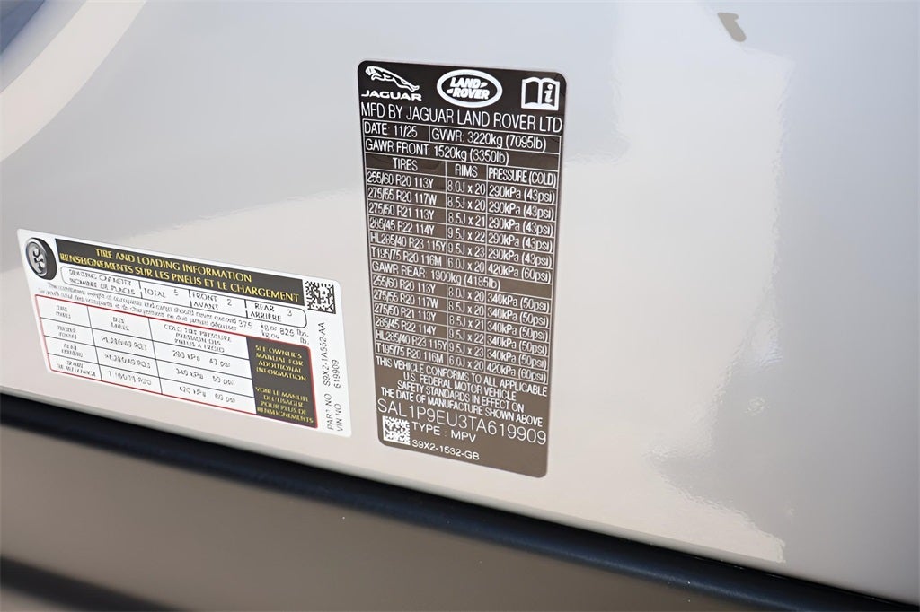 2026 Land Rover Range Rover Sport SE