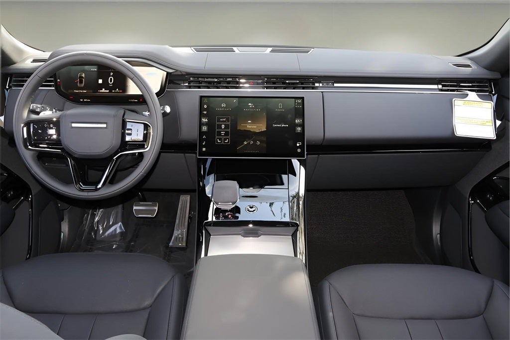 2026 Land Rover Range Rover Sport SE