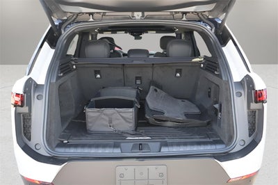 2026 Land Rover Range Rover Sport SE