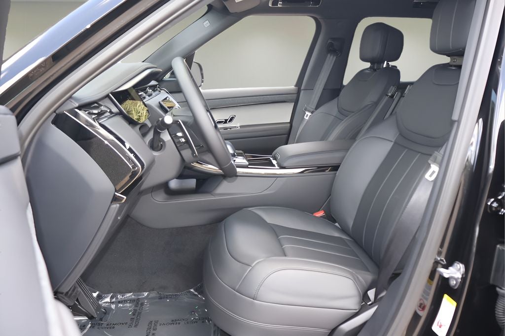 2026 Land Rover Range Rover Sport SE