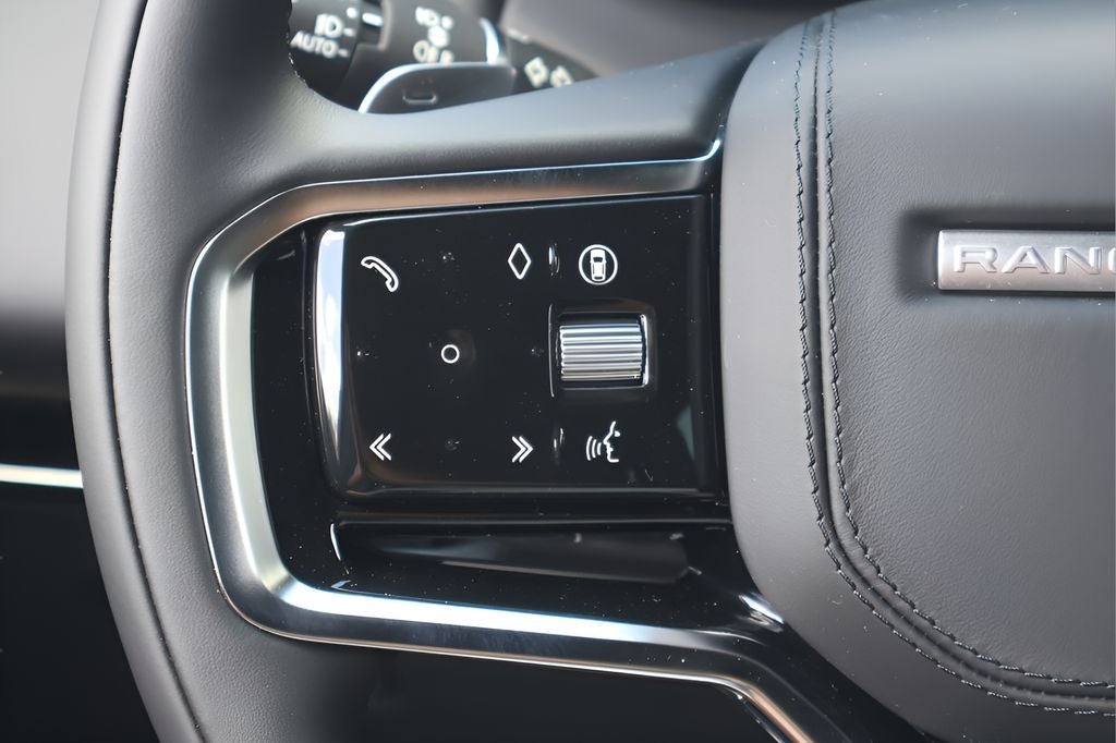 2026 Land Rover Range Rover Sport SE