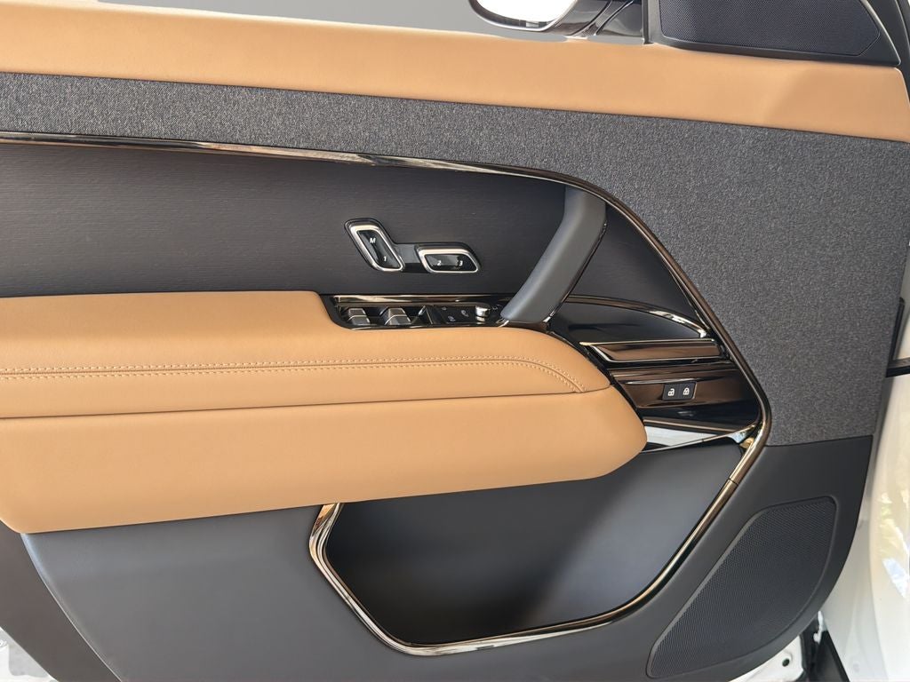 2024 Land Rover Range Rover Sport SE