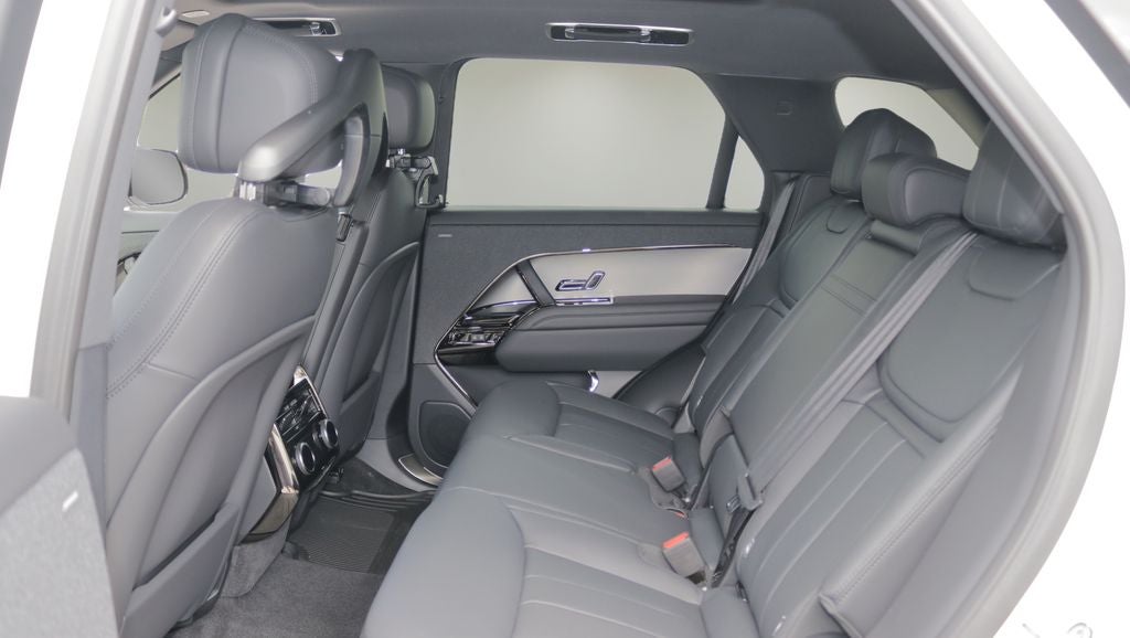 2027 Land Rover Range Rover Sport SE