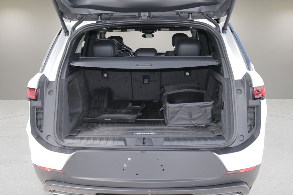 2027 Land Rover Range Rover Sport SE