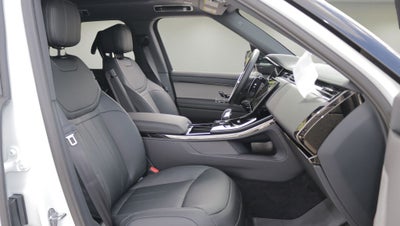 2027 Land Rover Range Rover Sport SE