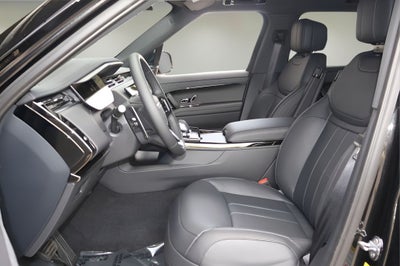 2026 Land Rover Range Rover Sport SE