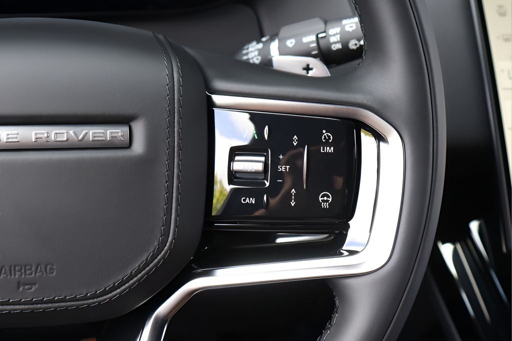 2026 Land Rover Range Rover Sport SE