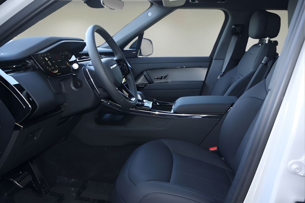 2026 Land Rover Range Rover Sport SE