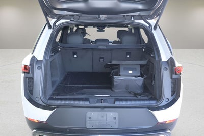 2026 Land Rover Range Rover Sport SE