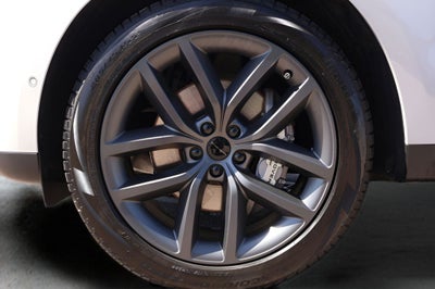 2026 Land Rover Range Rover Sport SE