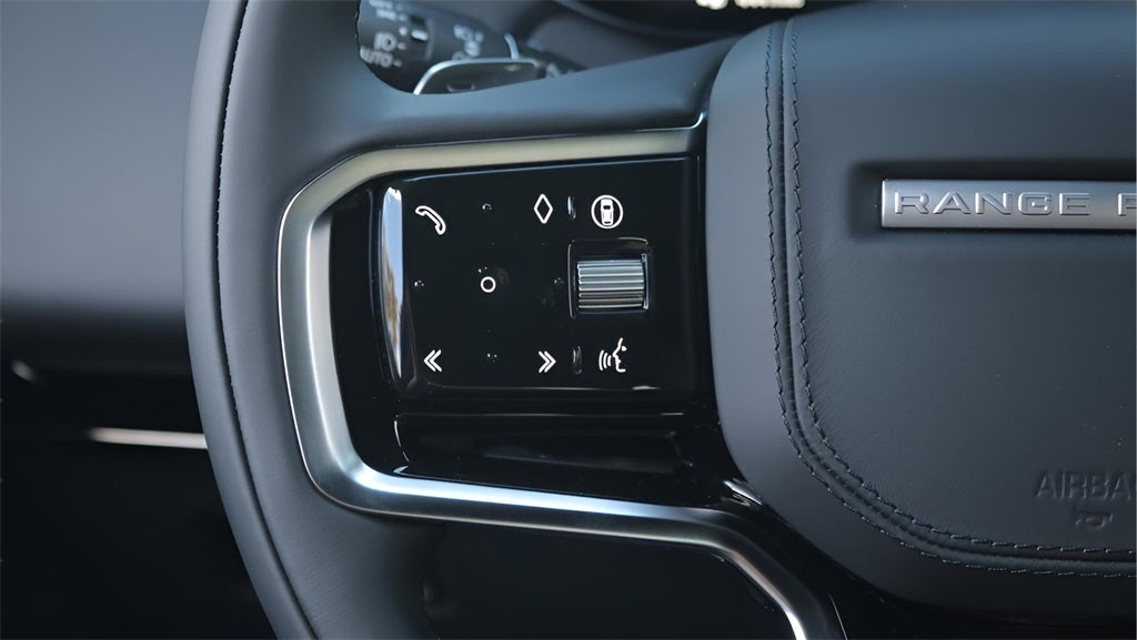 2026 Land Rover Range Rover Sport SE