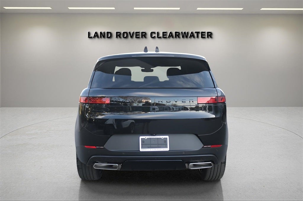 2026 Land Rover Range Rover Sport SE