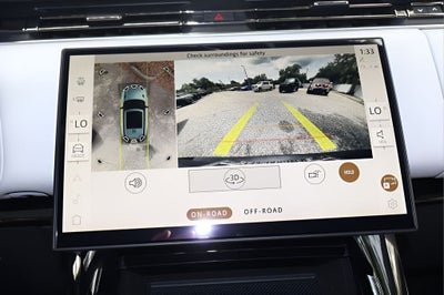 2026 Land Rover Range Rover Sport SE