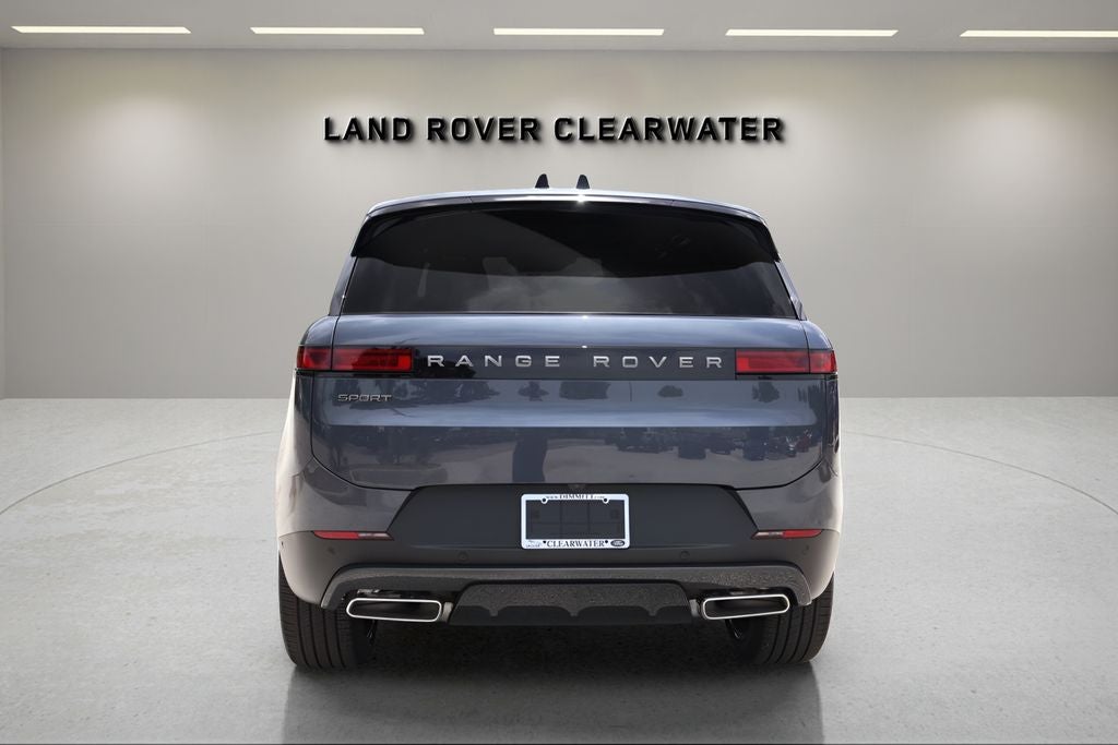 2026 Land Rover Range Rover Sport SE