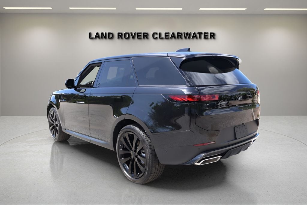 2026 Land Rover Range Rover Sport SE