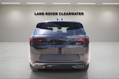 2026 Land Rover Range Rover Sport SE