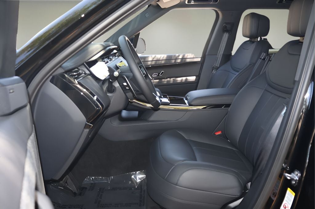2026 Land Rover Range Rover Sport SE