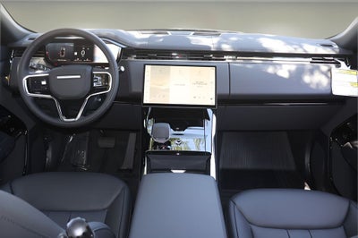 2026 Land Rover Range Rover Sport SE