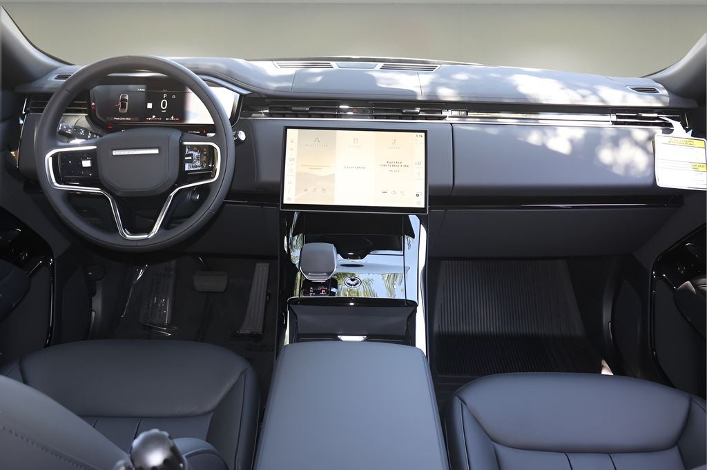 2026 Land Rover Range Rover Sport SE