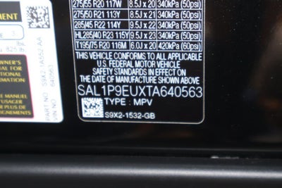 2026 Land Rover Range Rover Sport SE