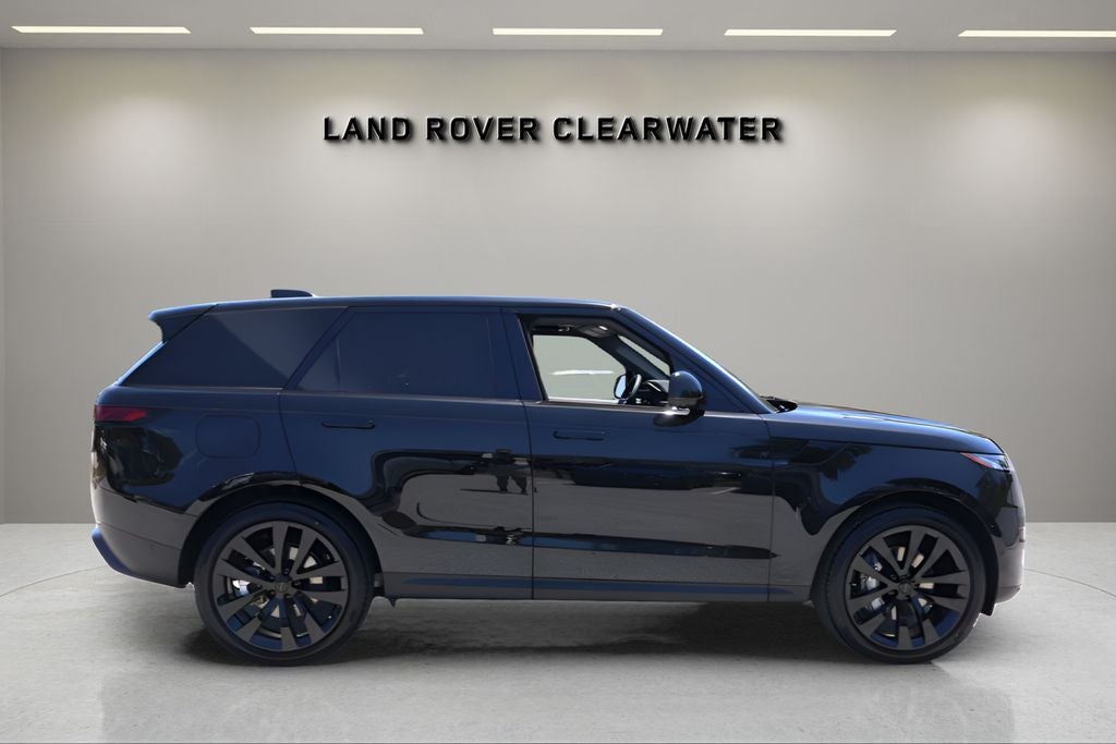 2026 Land Rover Range Rover Sport SE
