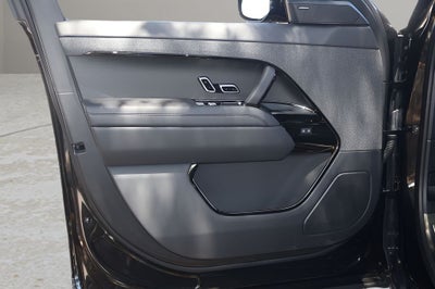 2026 Land Rover Range Rover Sport SE