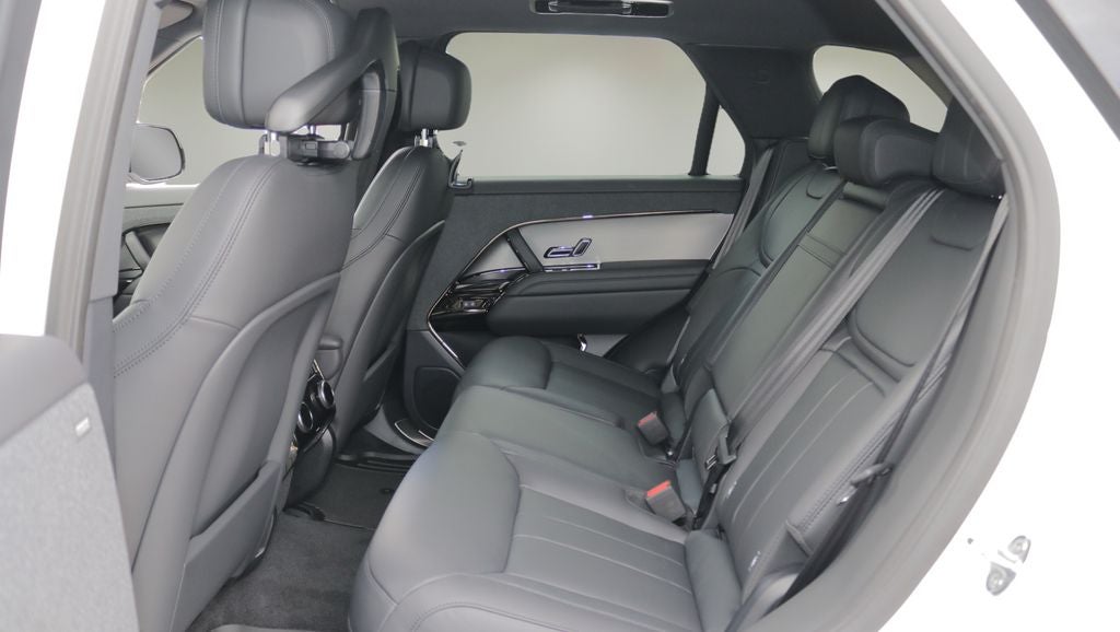 2027 Land Rover Range Rover Sport SE