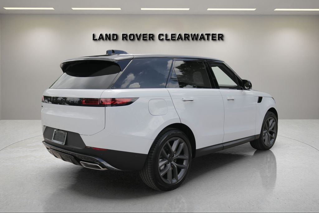 2027 Land Rover Range Rover Sport SE