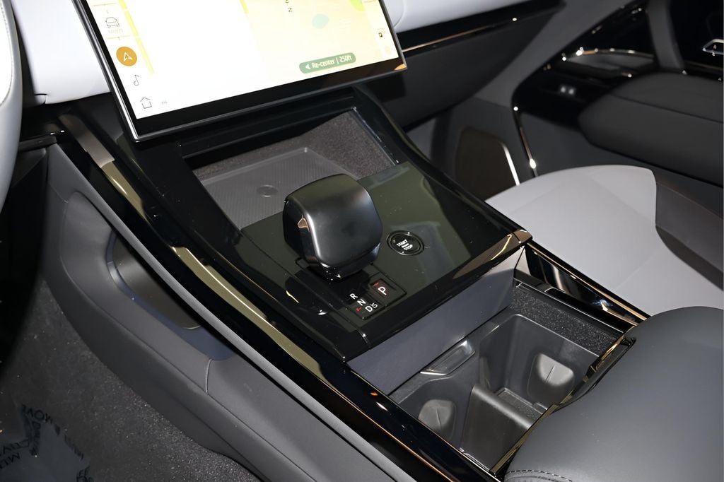 2026 Land Rover Range Rover Sport SV