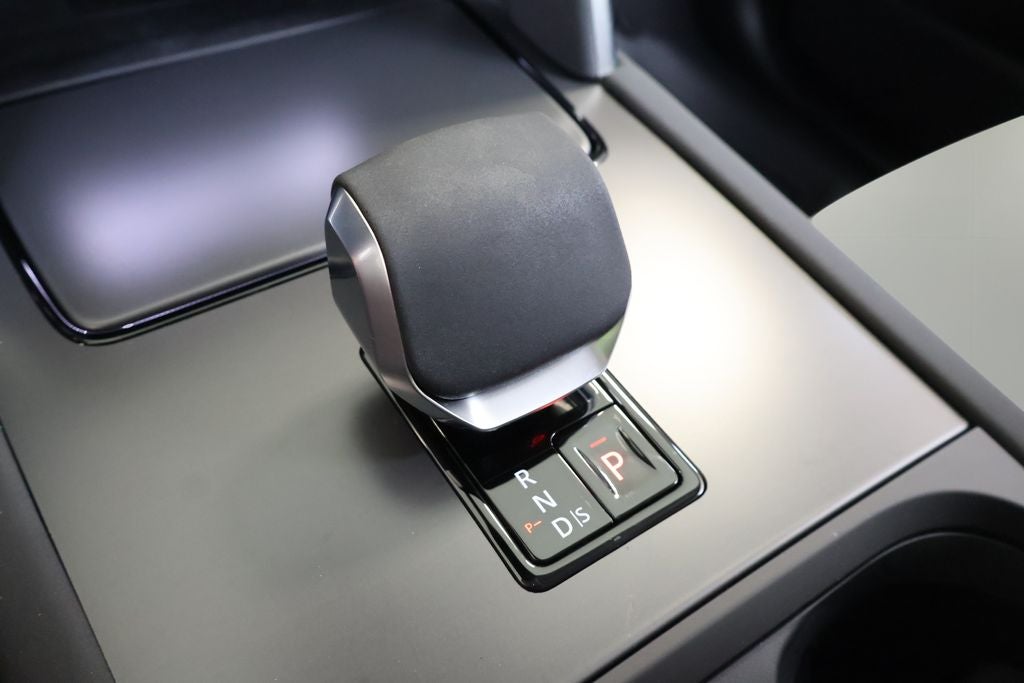 2025 Land Rover Discovery Sport S