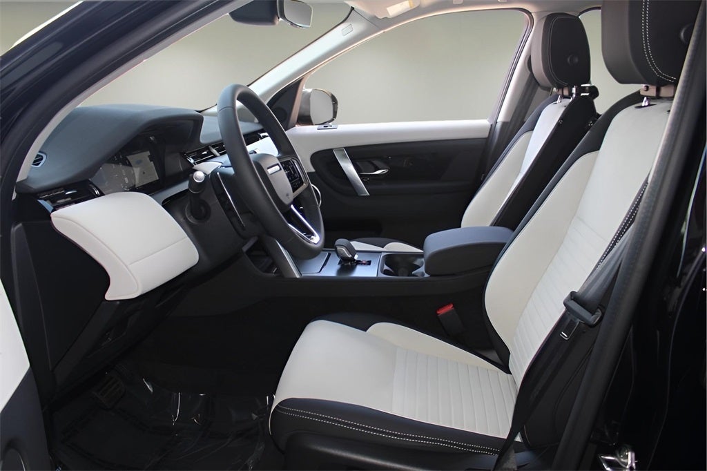 2025 Land Rover Discovery Sport S