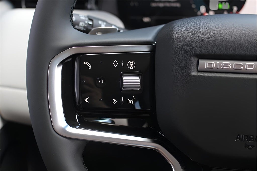 2025 Land Rover Discovery Sport S