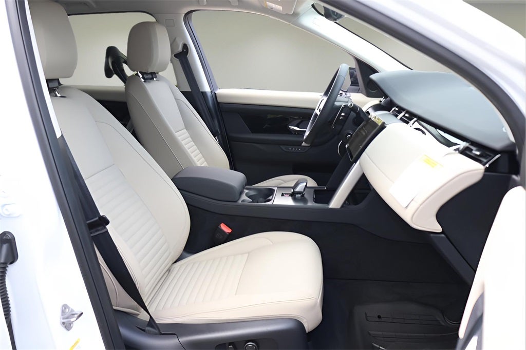 2025 Land Rover Discovery Sport S