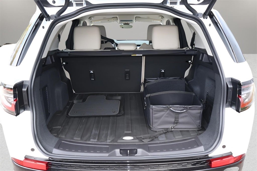 2025 Land Rover Discovery Sport S